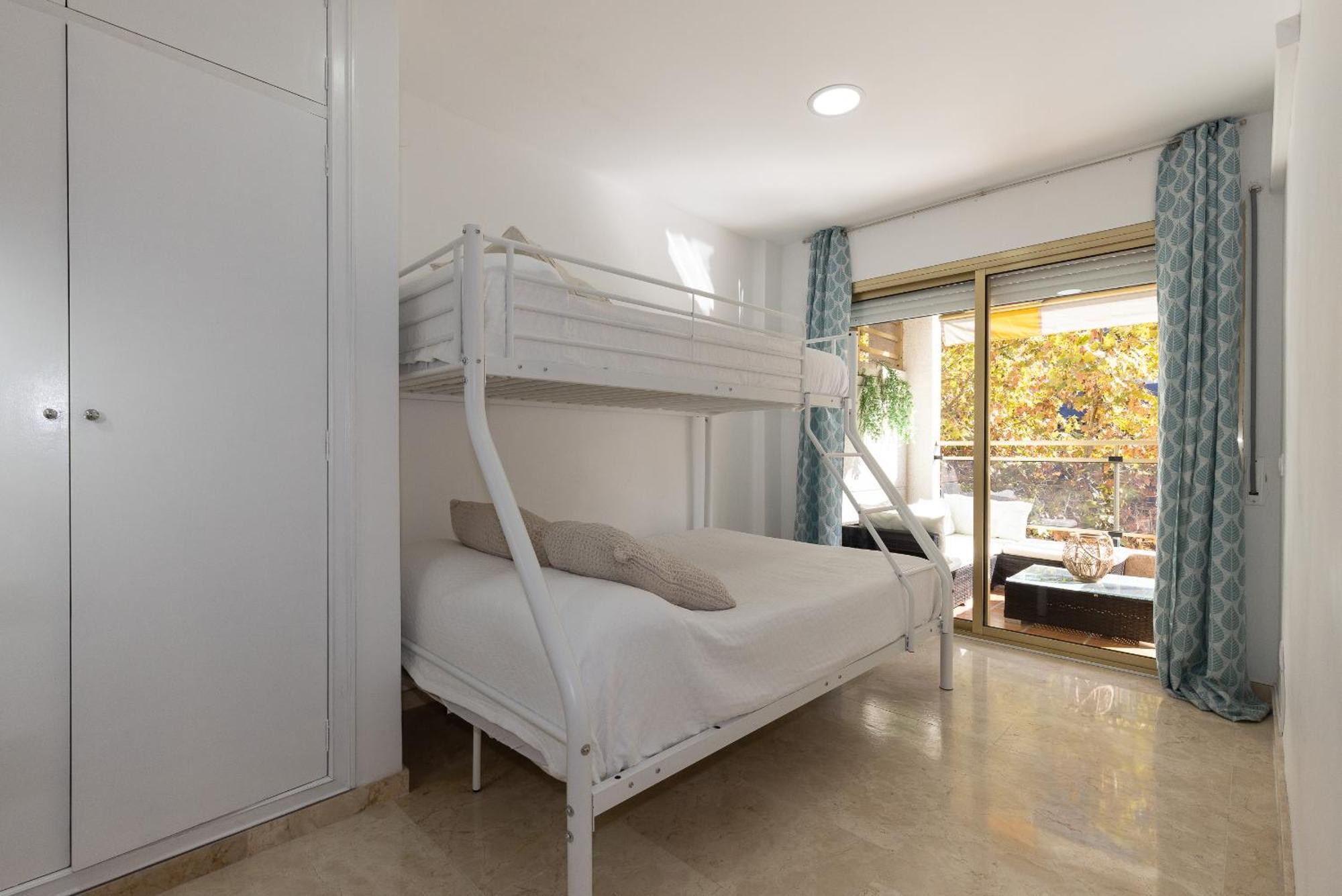 Uhc Michelangelo Apartments Salou Rom bilde
