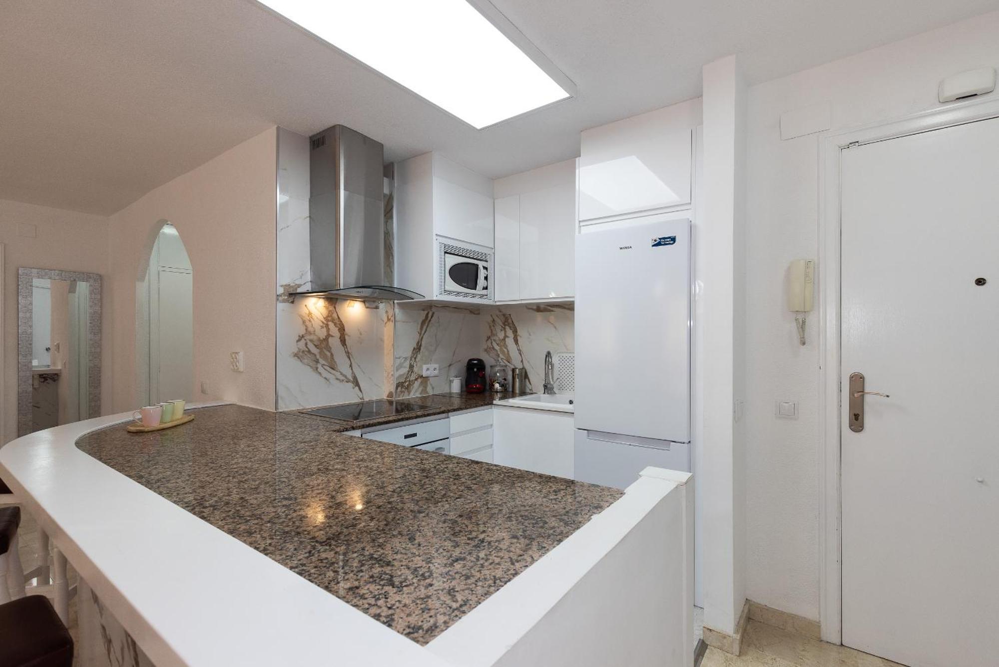 Uhc Michelangelo Apartments Salou Rom bilde