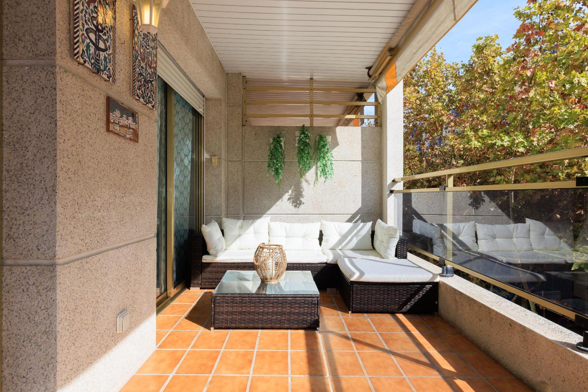 Uhc Michelangelo Apartments Salou Rom bilde