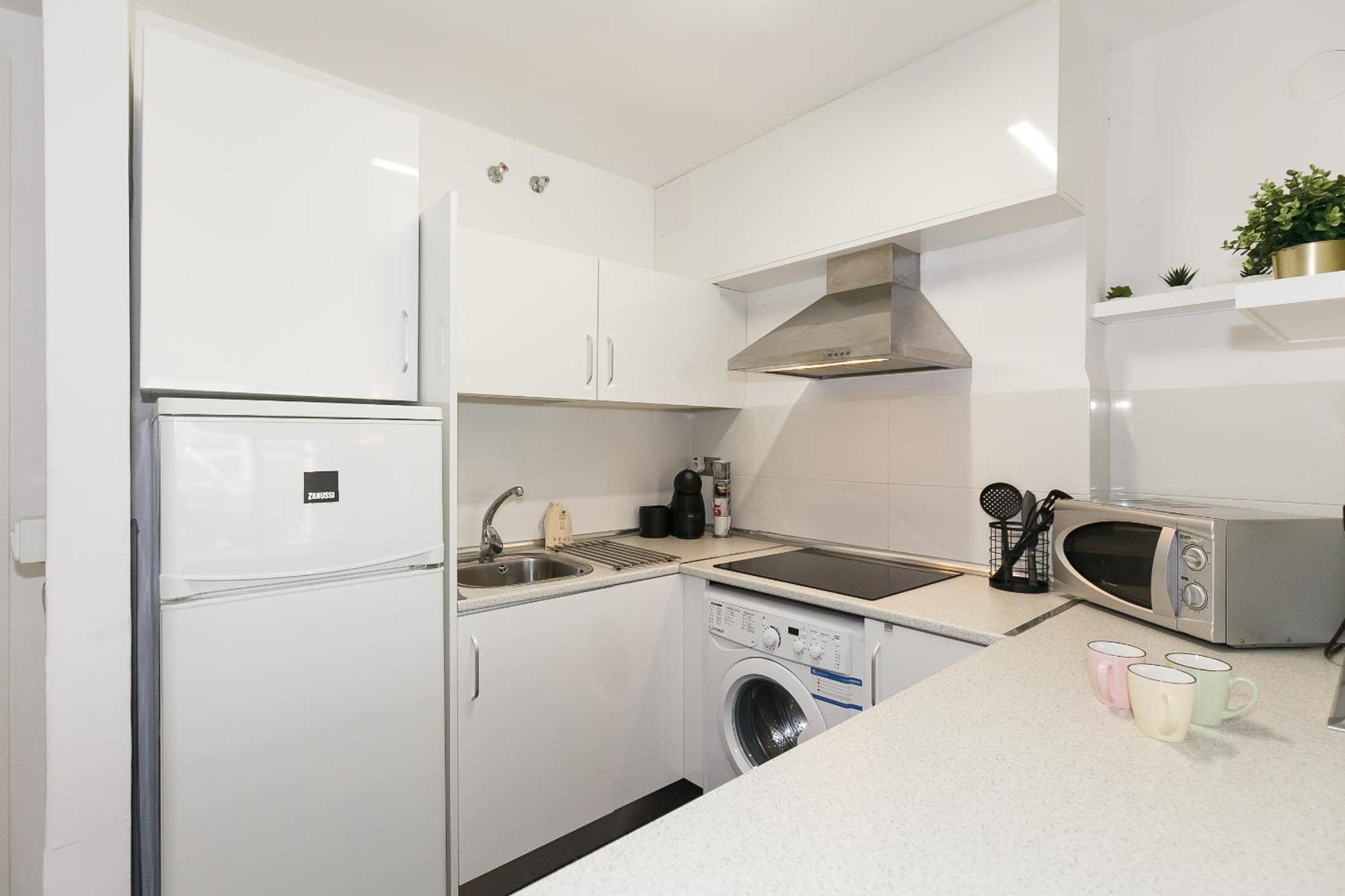 Uhc Michelangelo Apartments Salou Rom bilde